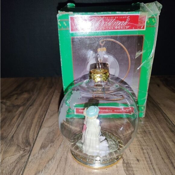 House Of Lloyd Christmas Around The World Shepherd Ornament With Stand 1998 - Picture 7 of 10